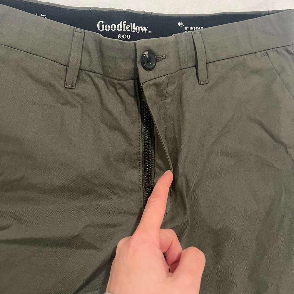 Goodfellow & Co Men’s 9" Performance Tech Chino Shorts - Olive Green Size 30 - Picture 3 of 11